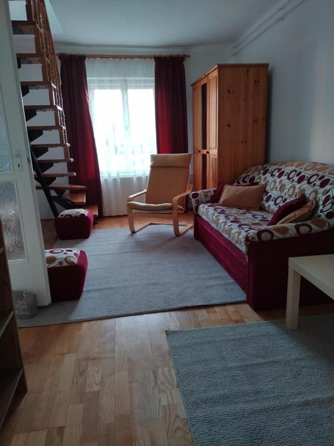 Eva Vendeghaz Villa Tata Eksteriør bilde